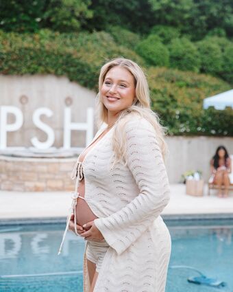Iskra Lawrence