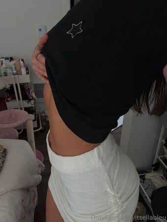 itsellableu Nøgen Lækager OnlyFans Foto 9
