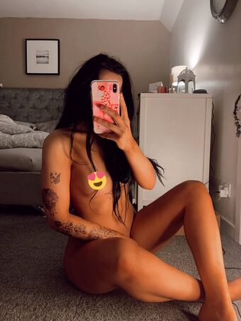 Itslucyx_ Nøgen Lækager OnlyFans Foto 9