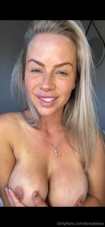itsme101 Nøgen Lækager OnlyFans Foto 5