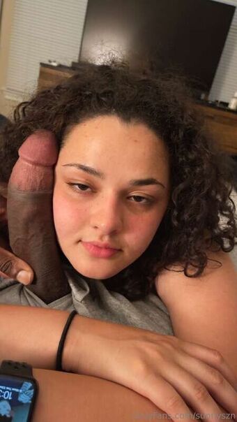 itsunnyszn Nøgen Lækager OnlyFans Foto 1