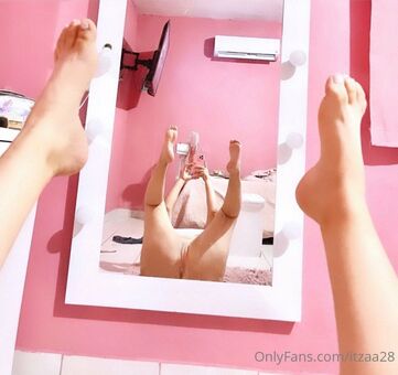 itzaa28 Nøgen Lækager OnlyFans Foto 22