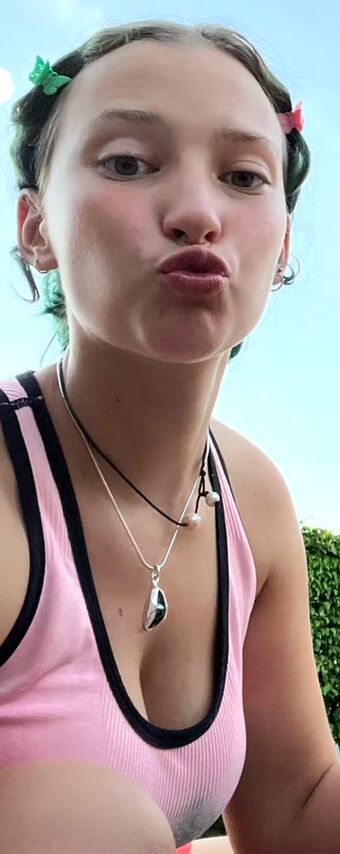 Jamie Lou Stenzel