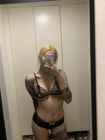 Jee_i_queen_ Nøgen Lækager OnlyFans Foto 12