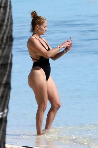 Jennifer Lopez