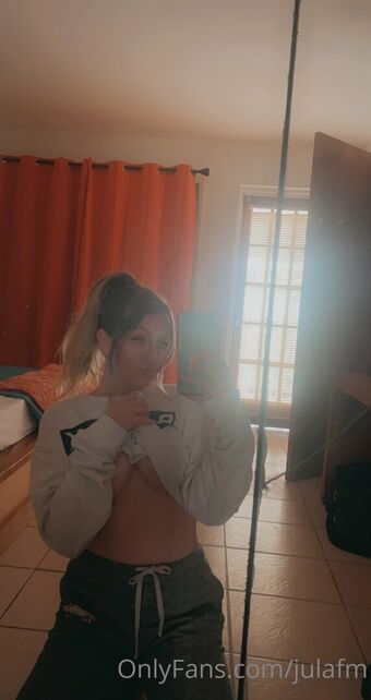 julafm Nøgen Lækager OnlyFans Foto 16