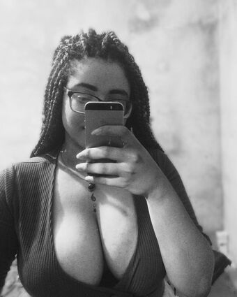 jyaasmim Nøgen Lækager OnlyFans Foto 7