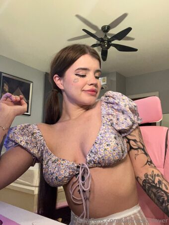karinaskinlovers