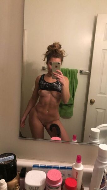 Kat W Nøgen Lækager OnlyFans Foto 13
