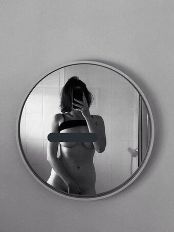 Katevmodel Nøgen Lækager OnlyFans Foto 2