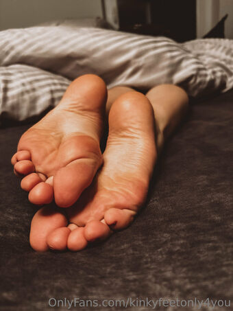 kinkyfeetonly4you