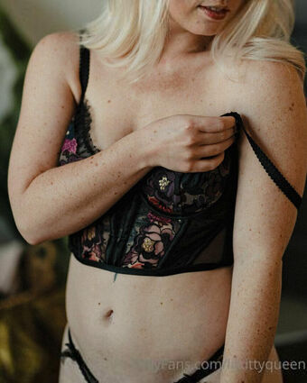 Kitty Queen Nøgen Lækager OnlyFans Foto 16