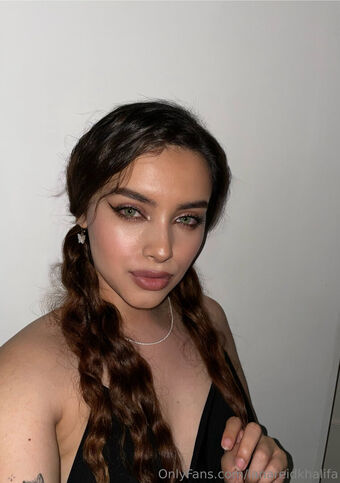 lanareidkhalifa Nøgen Lækager OnlyFans Foto 3