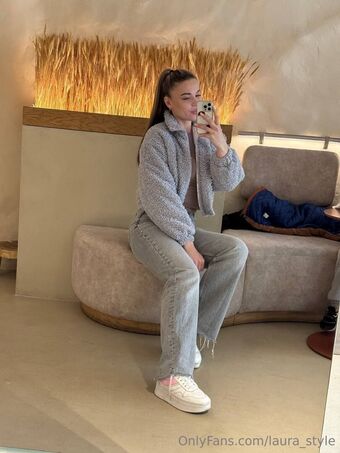 laura_style