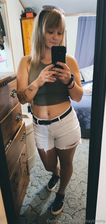 laurentayloronly Nøgen Lækager OnlyFans Foto 18
