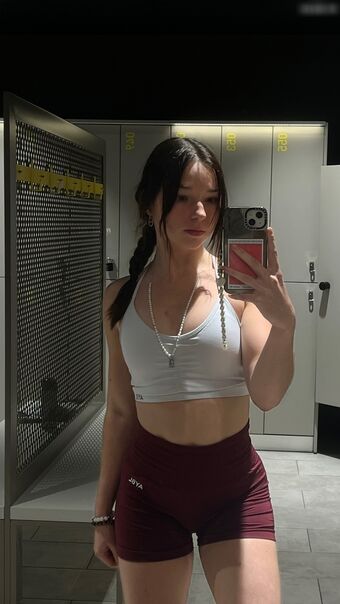 leanedsns Nøgen Lækager OnlyFans Foto 3