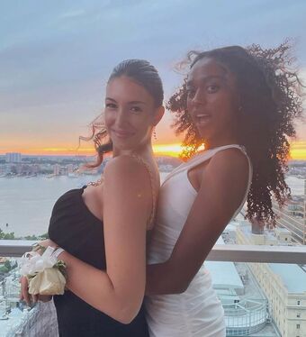 Leilani Azalea Nøgen Lækager OnlyFans Foto 36