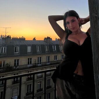 Leilani Azalea Nøgen Lækager OnlyFans Foto 39