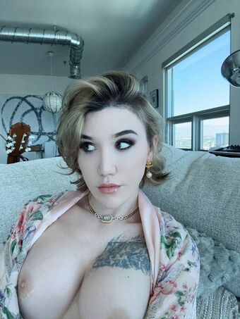 Lena Moon