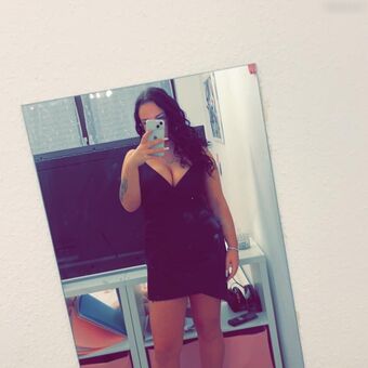 lenakpl23 Nøgen Lækager OnlyFans Foto 23