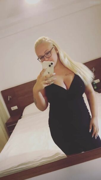 lenakpl23 Nøgen Lækager OnlyFans Foto 27