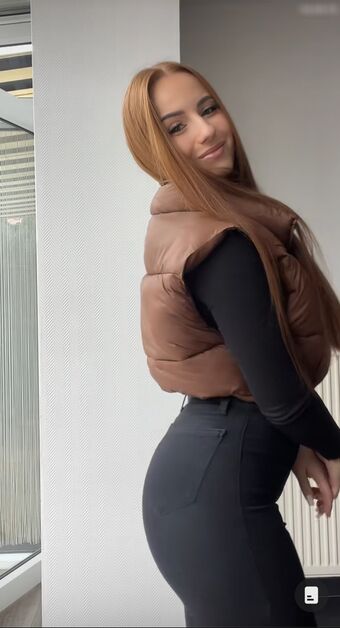 Lenia.Klm