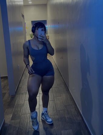 Linnnna Linnnna Nøgen Lækager OnlyFans Foto 4