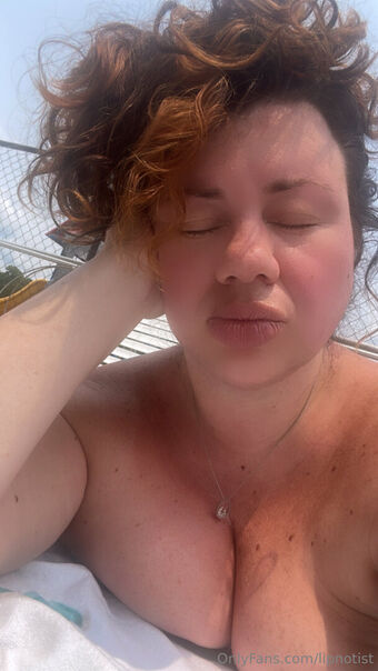 lipnotist Nøgen Lækager OnlyFans Foto 7