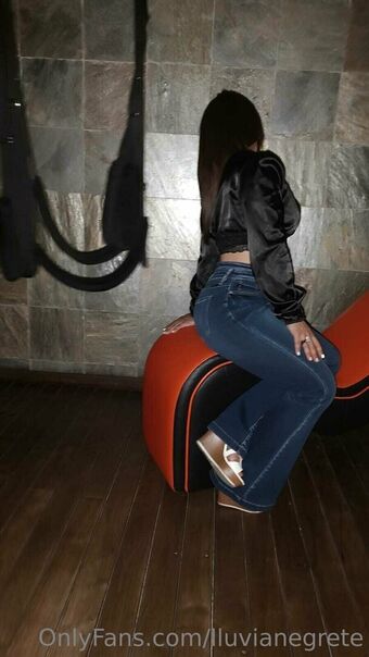 lluvianegrete Nøgen Lækager OnlyFans Foto 9