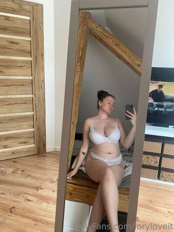 loryvip Nøgen Lækager OnlyFans Foto 7