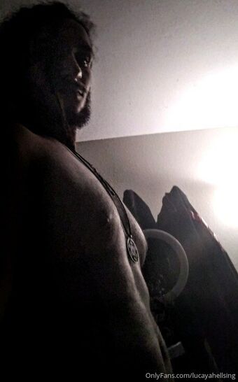 lucayahellsing Nøgen Lækager OnlyFans Foto 15