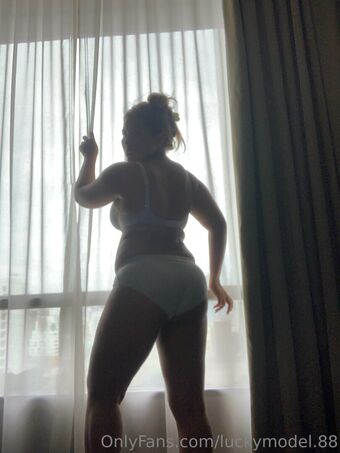 luckymodel.88 Nøgen Lækager OnlyFans Foto 58