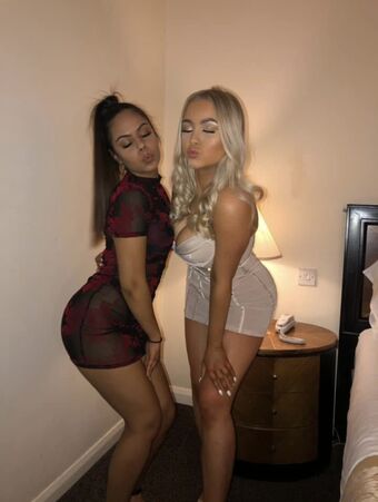 Lucy M Nøgen Lækager OnlyFans Foto 14