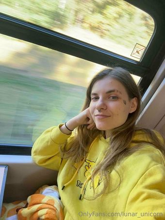 lunar_unicorn