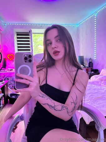 maaevee Nøgen Lækager OnlyFans Foto 6