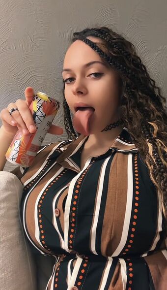 Macbethanie Nøgen Lækager OnlyFans Foto 13