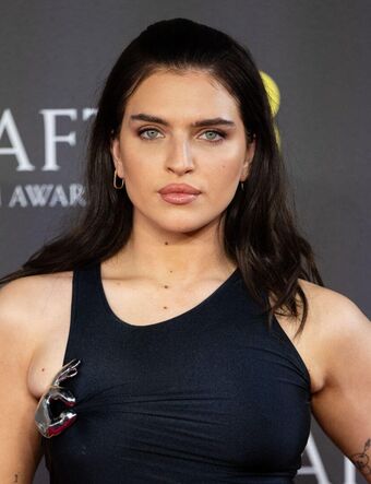 Mae Muller