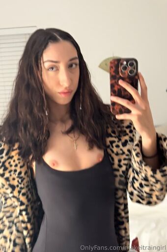 makeitraingirl Nøgen Lækager OnlyFans Foto 35