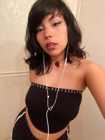 makeoutradio Nøgen Lækager OnlyFans Foto 27
