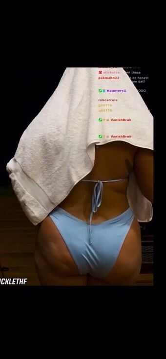 Maleni Cruz Nøgen Lækager OnlyFans Foto 212