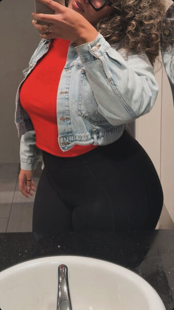 Mama E Nøgen Lækager OnlyFans Foto 21