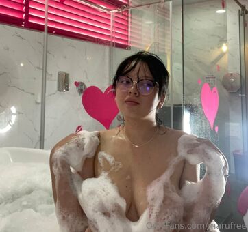 marufree Nøgen Lækager OnlyFans Foto 25