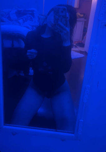 McKenzie Back Nøgen Lækager OnlyFans Foto 10