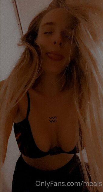 meals Nøgen Lækager OnlyFans Foto 2
