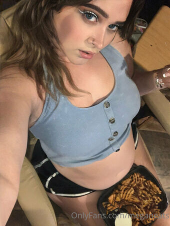 meganeats Nøgen Lækager OnlyFans Foto 9