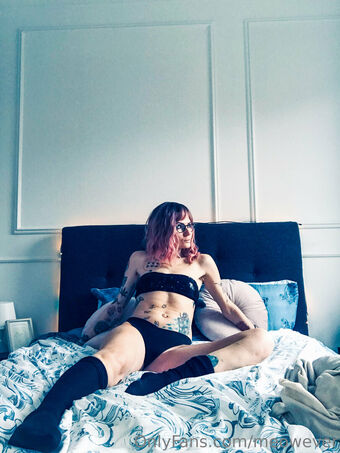 meowever Nøgen Lækager OnlyFans Foto 5