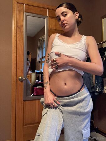 meswl Nøgen Lækager OnlyFans Foto 17