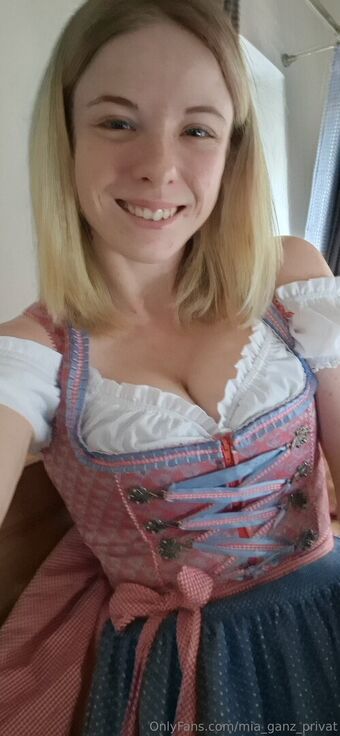 mia_ganz_privat Nøgen Lækager OnlyFans Foto 25