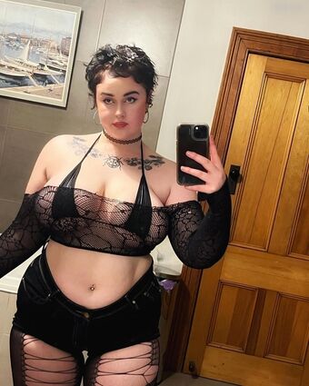 mila bloom