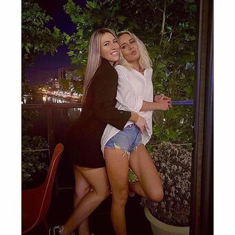 Minhas Edit Nøgen Lækager OnlyFans Foto 50
